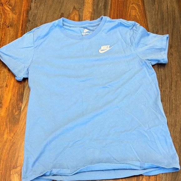 Nike Men's Light Blue Short Sleeve Tee - Picture 1 of 2